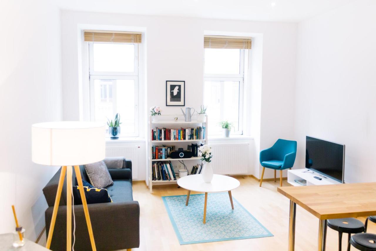 Apartment Bright, And Stylish Wien